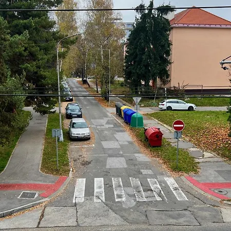 Bystrica I 24hr Self Check-in L Free Wi-fi & Parking Apartment *