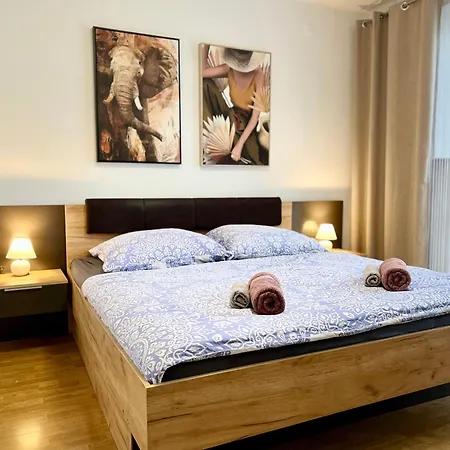 Black Lotus 1 I Downtown I Free Parking I 24hr Access